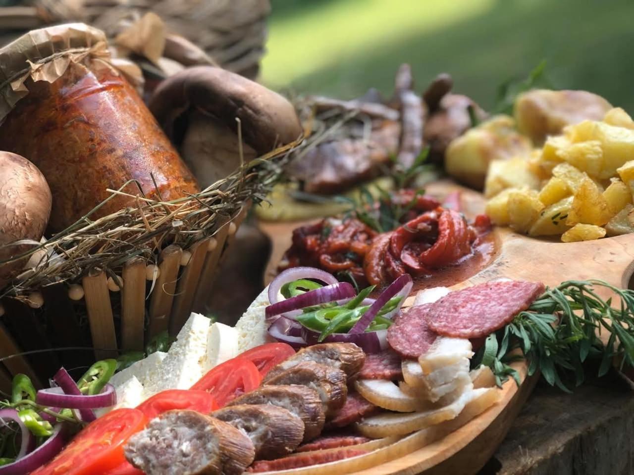 Hotel Casa Valea Cernei Isverna Zewnętrze zdjęcie