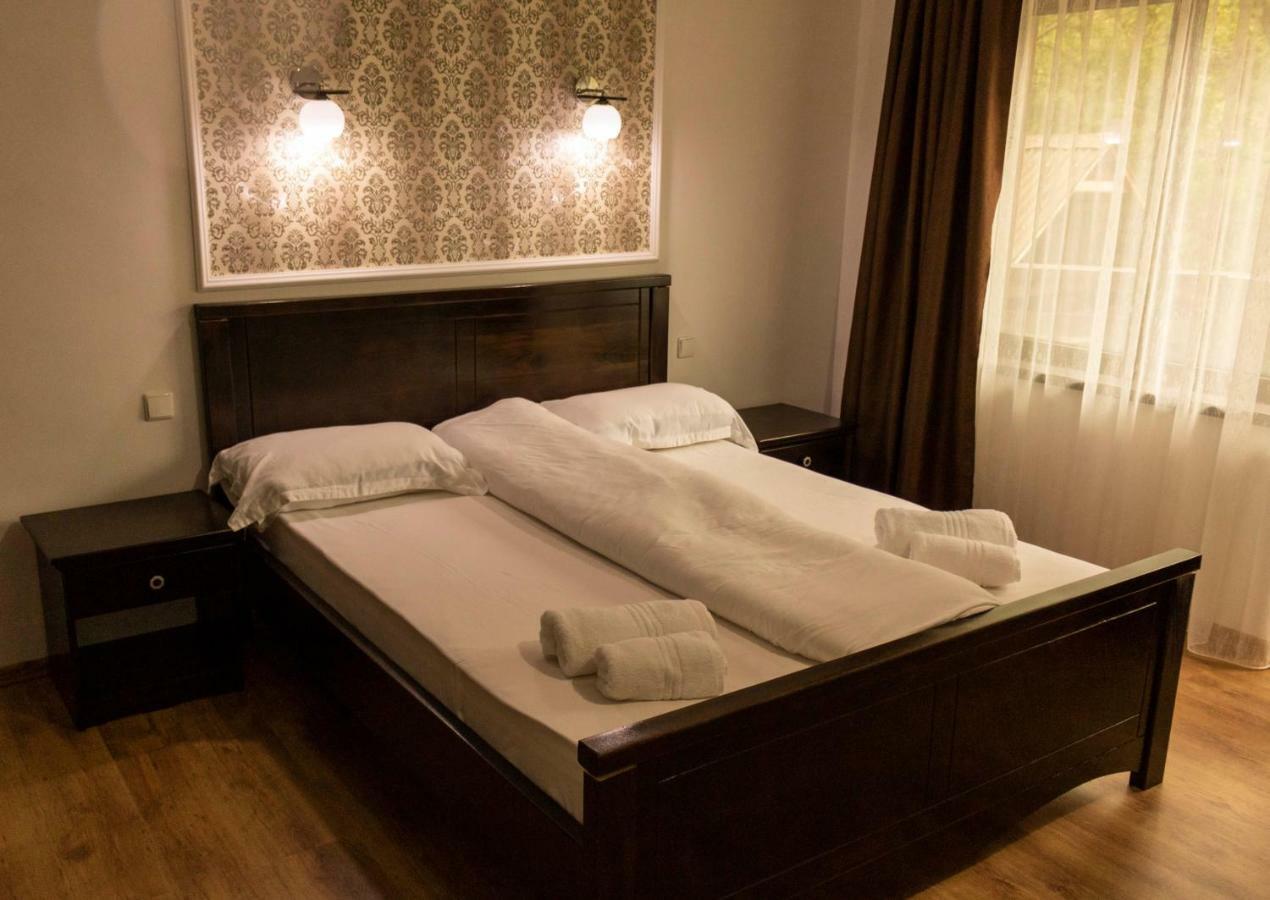 Hotel Casa Valea Cernei Isverna Zewnętrze zdjęcie